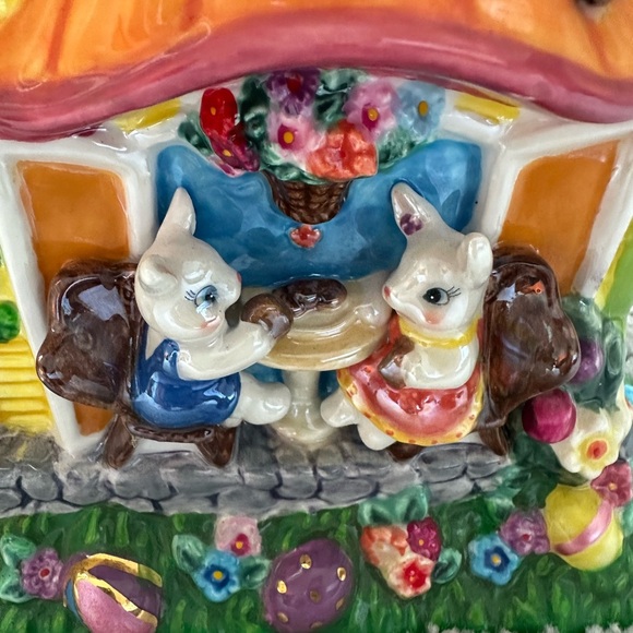 Rare Retired Christopher
Radko Easter Bunny Rabbit Centerpiece Cookie Jar VTG - Picture 9 of 11